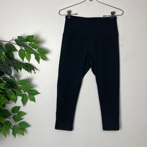 🖤 ZELLA 3/4 black cropped leggings gym workout yoga pants activewear small 🖤